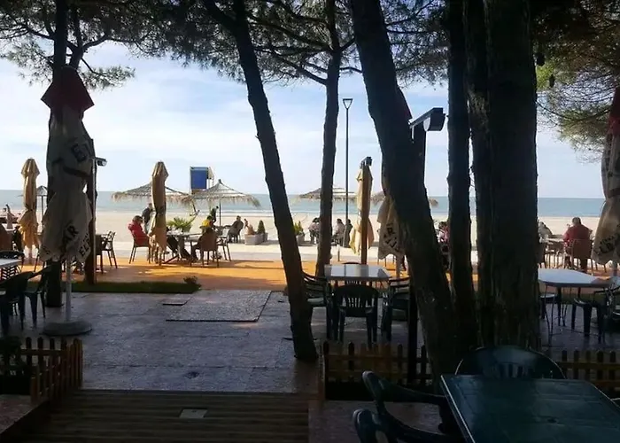 Summer By Seaside For Rent Apartment *