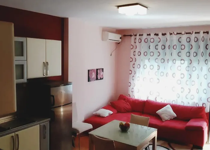 Apartment Summer By Seaside For Rent